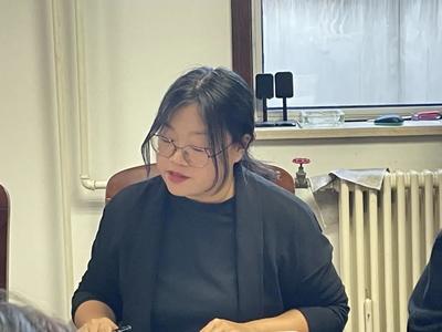 《工藝美術(shù)品設(shè)計(jì)師》與《模特》國(guó)家職業(yè)技能標(biāo)準(zhǔn)啟動(dòng)修訂 技藝傳承與禮儀美學(xué)的新融合